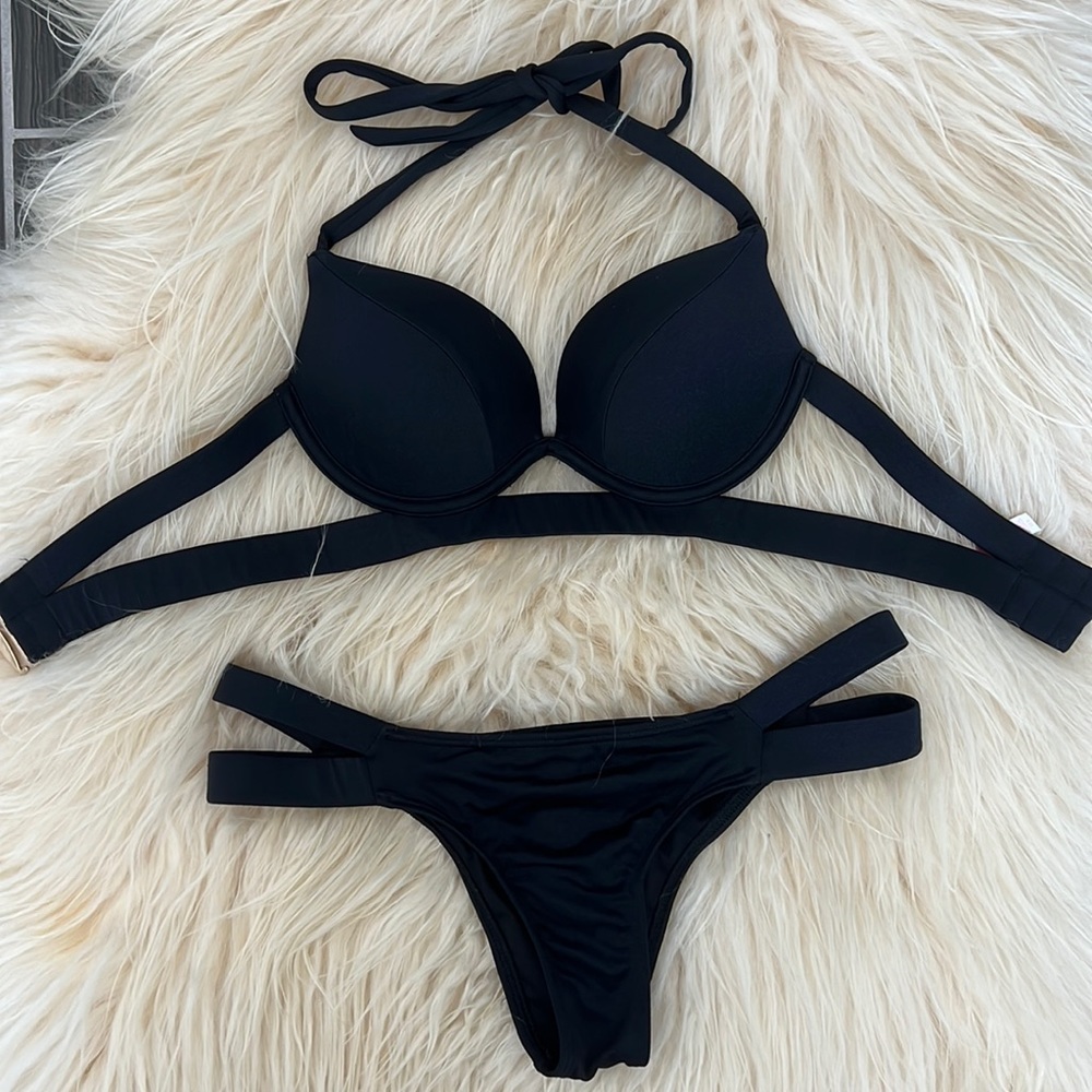 Victoria’s Secret Very Sexy Bikini